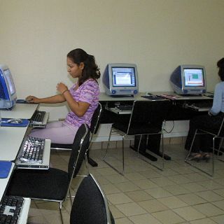 Más de 20 mil adultos cursarán secundaria: INEA