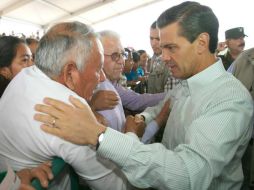 La seguridad volverá a Michoacán 'cueste lo que cueste', señala Peña Nieto en gira por ese estado. ESPECIAL /