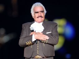 'El Charro de Huentitán', uno de los máximos exponentes de la canción mexicana, en 2015 cumplirá 50 años de trayectoria. ARCHIVO /