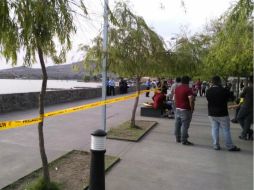 Acudieron elementos de la Unidad de Protección Civil de Tlajomulco, quienes realizaron el rescate del estudiante.  /