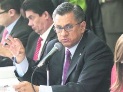 Joel Ortega se reunió con diputados, a quienes anunció que en horas comenzaría la rehabilitación de las 12 estaciones cerradas. NTX /