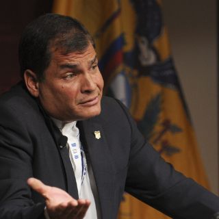 Correa defiende a Maduro en EU