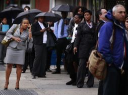 El promedio de solicitudes de cuatro semanas registró un descenso de cuatro mil 750 para colocarse en 316 mil 250 personas. ARCHIVO /