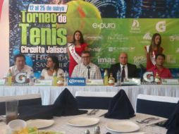 Presentan en el Club Hacienda San Javier la cuarta etapa del Circuito Jalisco de tenis amateur.  /