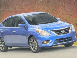 Nissan Versa 2015. Este auto hecho en México presentará su nueva cara la siguiente semana.  /