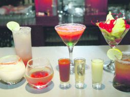 El origen de las margaritas está situado en Baja California; se le atribuye a diferentes cantineros.  /