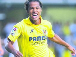 Dos Santos se perdió los duelos ante el Elche y el Atlético de Madrid por una rotura fibrilar del bíceps femoral de la pierna izquierda AFP /