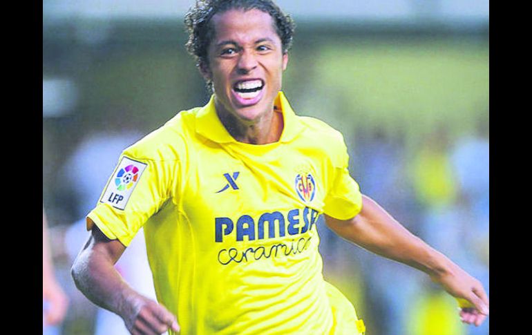 Dos Santos se perdió los duelos ante el Elche y el Atlético de Madrid por una rotura fibrilar del bíceps femoral de la pierna izquierda AFP /