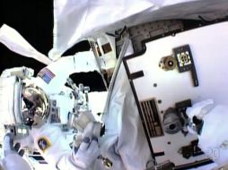 No se ha establecido fecha para la caminata espacial, podría ocurrir en cualquier momento de la siguiente semana. ARCHIVO /