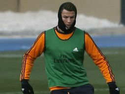 Cristiano Ronaldo no ha podido estar con sus compañeros por una lesión muscular. ARCHIVO /