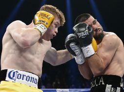 Saúl venció a Alfredo Angulo en su último combate y tenía al cubano como primera opción. ARCHIVO /