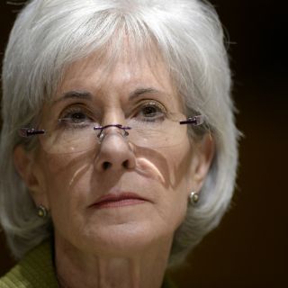 Sebelius reconoce fallas al iniciar Obamacare