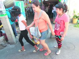 María de Jesús Orozco Nava, de 44 años de edad (al centro en la fotografía), es ama de casa, madre y forma parte de la PEA.  /