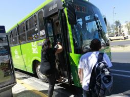 Con 21 unidades nuevas para la ruta 13 se presentó el nuevo modelo de transporte.  /
