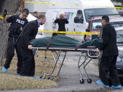 Tres fueron encontrados sin vida en el lugar y los otros perdieron la vida en el hospital. AP /