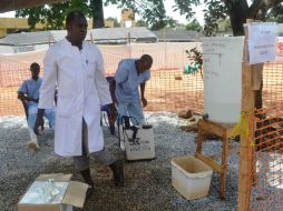 El virus del ébola se extendió a principios de 2014 dentro de Guinea y luego también a la vecina Liberia. ARCHIVO /