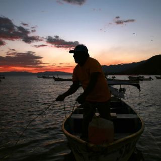 El Lago de Chapala baja otro centímetro