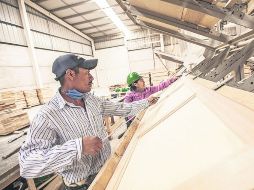 Para todos. En el cuarto trimestre de 2013, el empleo en los trabajadores de 25 a 54 años se elevó a 71.1%.  /