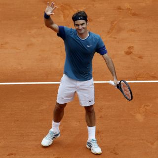 Federer debuta con victoria en Montecarlo