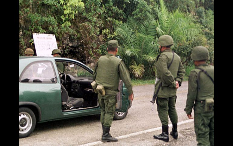 Personal militar detuvo en la carretera Tampico-El Mante, a la altura del kilómetro 24.5 del municipio de Altamira. SUN /