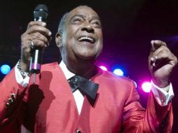 ''Cheo'' Feliciano estrelló su auto contra un poste. Le sobreviven su esposa Coco Feliciano y cuatro hijos. EFE /