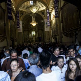 Heredan tradición de la Visita de los Siete Templos