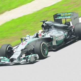 Está en chino alcanzar a Mercedes