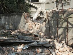 El sismo de este día sólo deja como saldo caída de bardas y vidrios rotos, afirma Miguel Ángel Mancera. NTX /