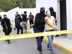 Usaron aros aprehensores, manejo de vehículos, armas y víctimas.  /