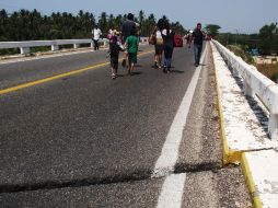 El estado de Guerrero fue el más afectado por el desplazamiento de un puente y derrumbes de rocas. EFE /
