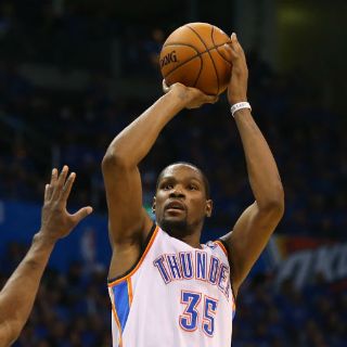El Thunder vence 100-86 a Grizzlies