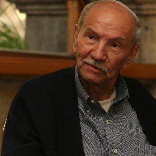 El INBA y el FCE lamentan muerte de Emmanuel Carballo