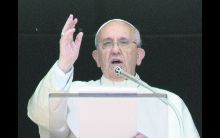Santificación. El próximo 27 de abril, el Papa Francisco canonizará a Juan XXIII y a Juan Pablo II. AFP /