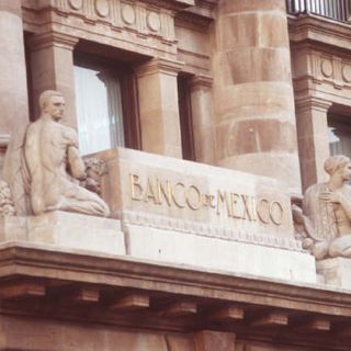 Bajan reservas internacionales, revierten tendencia alcista