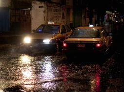 Hasta el momento se reportan tres encharcamientos por la lluvia que cae en la Ciudad de México. NTX /