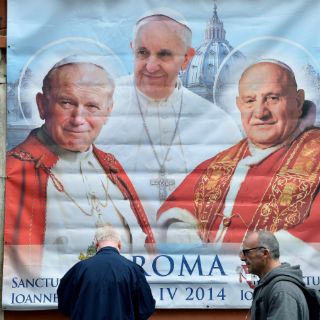Benedicto XVI asistirá a canonización de Papas