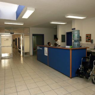 Nace bebé en baño de hospital de Tabasco