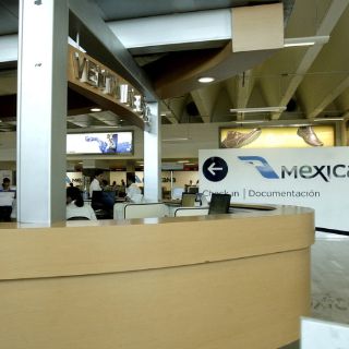 La SCT propone a síndico para Mexicana de Aviación