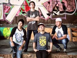 La banda comenzó a forjar su identidad a principios de 2009 ante la llegada de sus actuales miembros. ESPECIAL /