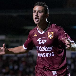 Estudiantes protestaría expulsión de Cuevas