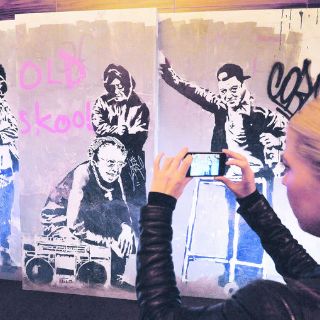 Subastan grafitis de Banksy