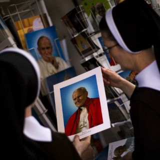 Horarios de transmisión de misa de canonización de Juan Pablo II y Juan XXIII