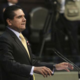 Aureoles admite que recibió invitación de templarios