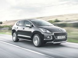 Nueva fisonomía. Faros más alargados y una silueta bien esculpida es lo que ahora ofrece esta SUV francesa.  /