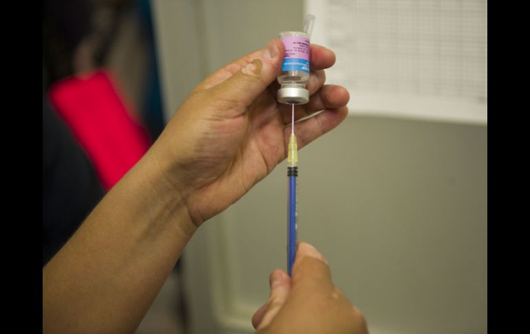 Especialistas afirman que serán varios años de pruebas y experimentos antes de utilizar el fármaco en pacientes. ARCHIVO /