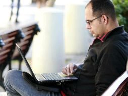 El gobierno del estado alcanzó en febrero pasado  la meta de llevar internet gratuito a las plazas principales de los 125 municipios. ARCHIVO /