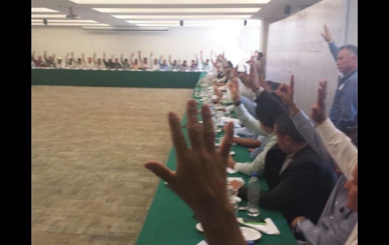 El gobernador, Fausto Vallejo solicitó a los presidentes municipales que sigan trabajando de manera coordinada. ESPECIAL /