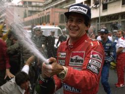 Ayrton Senna. Lewis Hamilton, piloto de Mercedes, señaló que Senna fue quien lo inspiró para convertirse en piloto. AP /