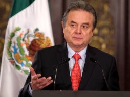 Coldwell responde al cineasta que 'la reforma energética permitirá reducir los precios en el mediano plazo'. SUN /