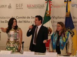 Aristóteles Sandoval, reconoció que hay grandes retos que enfrentar, como la que viven varios niños en situación de pobreza. ESPECIAL /